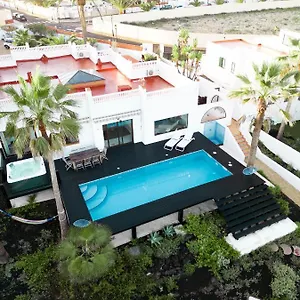 Villa Flamencos By Veaco- Beachfront&pool, Corralejo